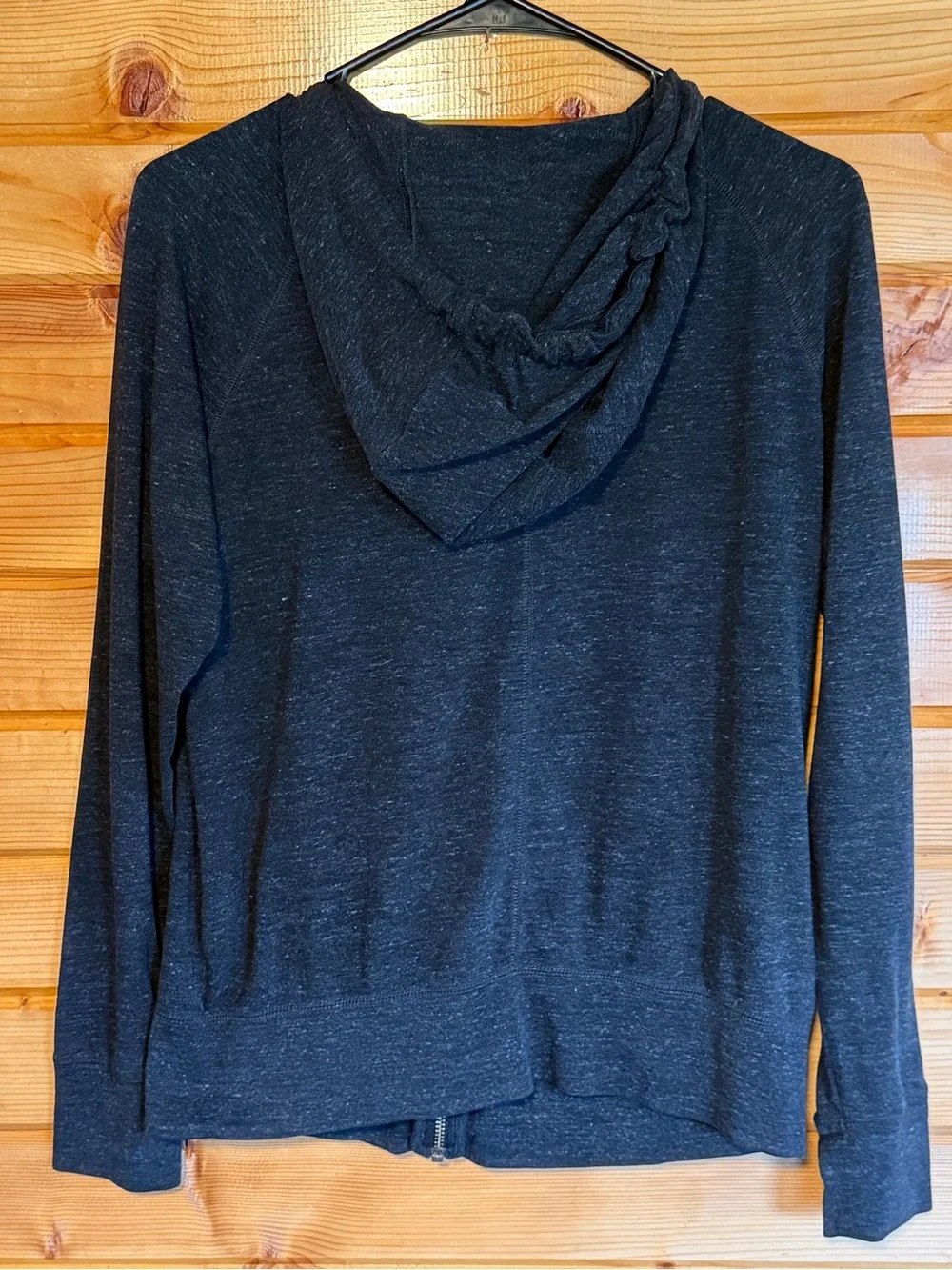 Nike Heathered Charcoal Gray Hoodie Red Tag with White Swoosh Size Medium